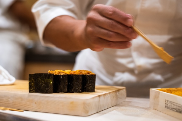 ○鮨（まる鮨）