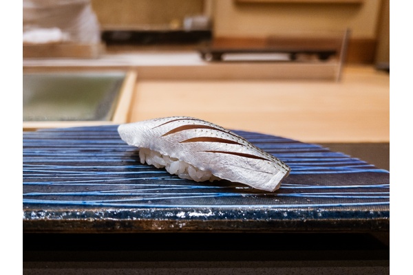 ○鮨（まる鮨）