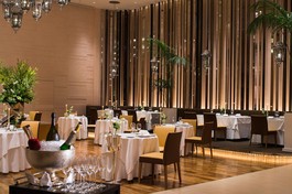 リストランテ ル・ミディ ひらまつ