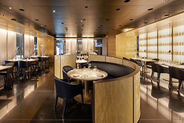 ARMANI / RISTORANTE (アルマーニ / リストランテ)